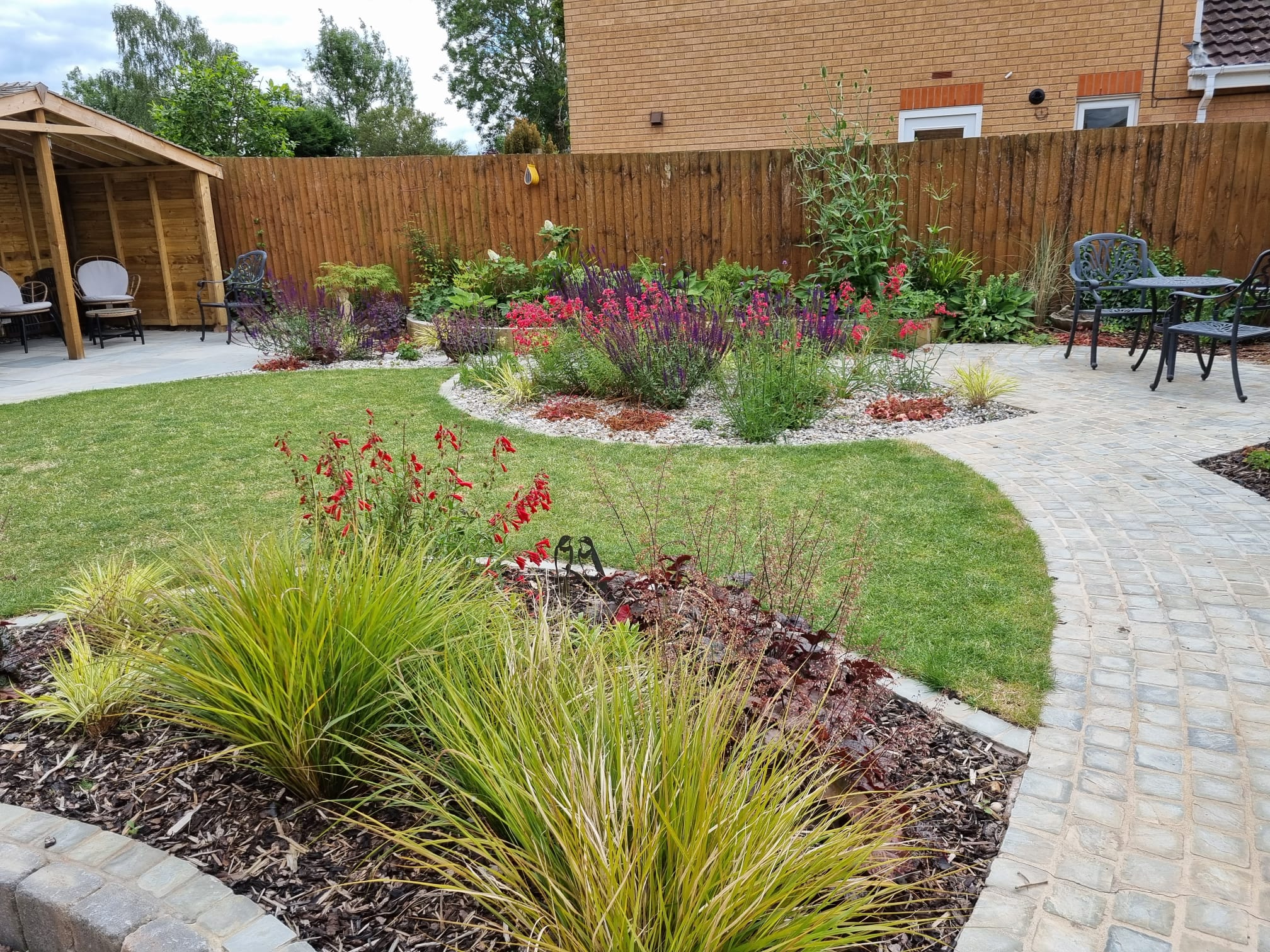 Paisley Patterns - After - open and sheltered seating areas